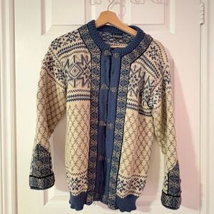 Dale of Norway Blue and Cream Ski Jacket